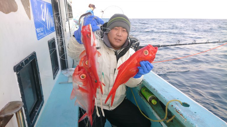 3 19 新島金目鯛釣りに出船しました 南伊豆の深場釣りなら秀丸